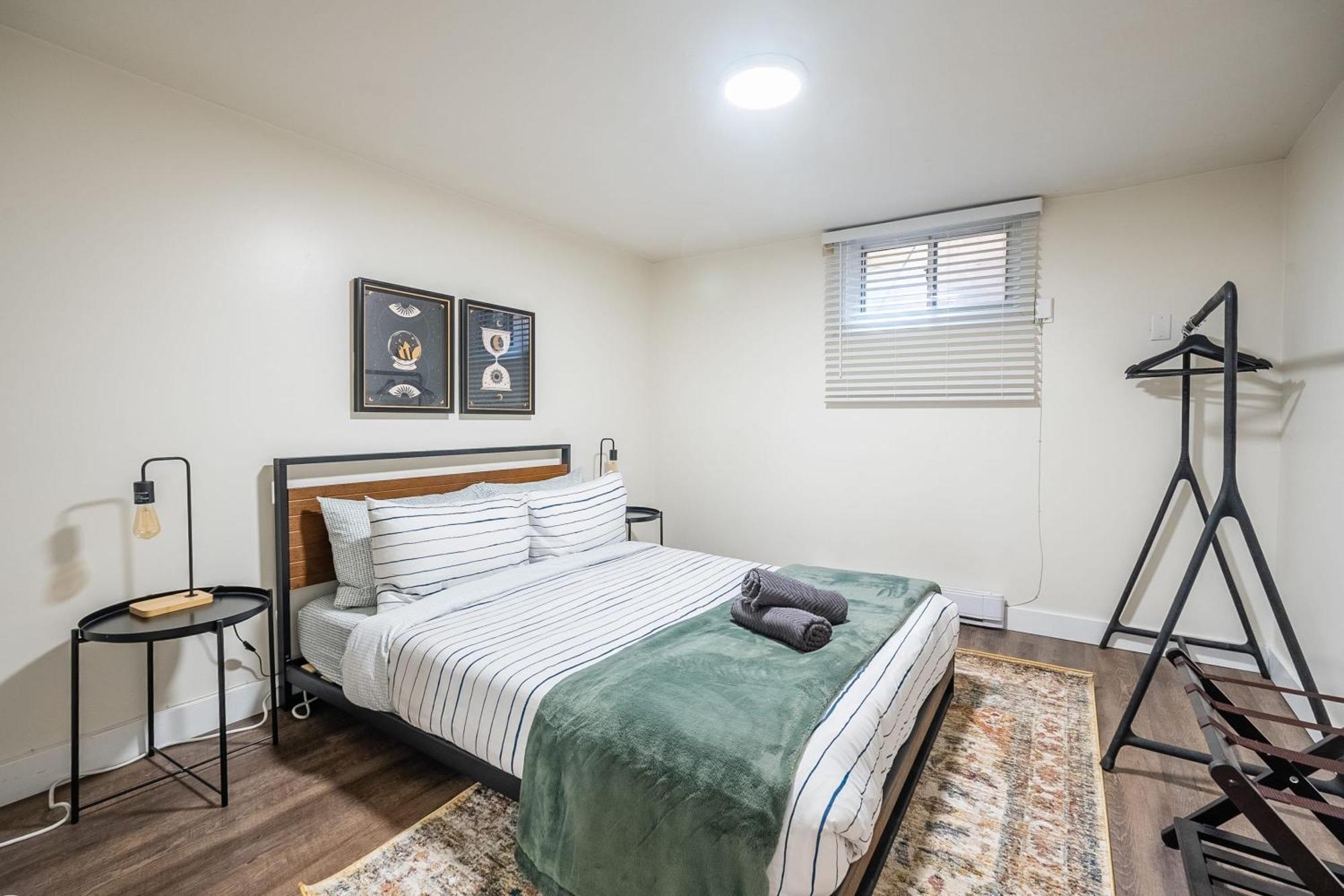 Modern 2br Apt - Close To Trinity Bellwoods Park * Toronto